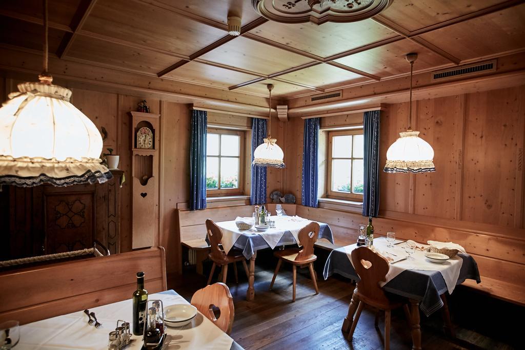 Berggasthof Trattes Olang Exteriör bild